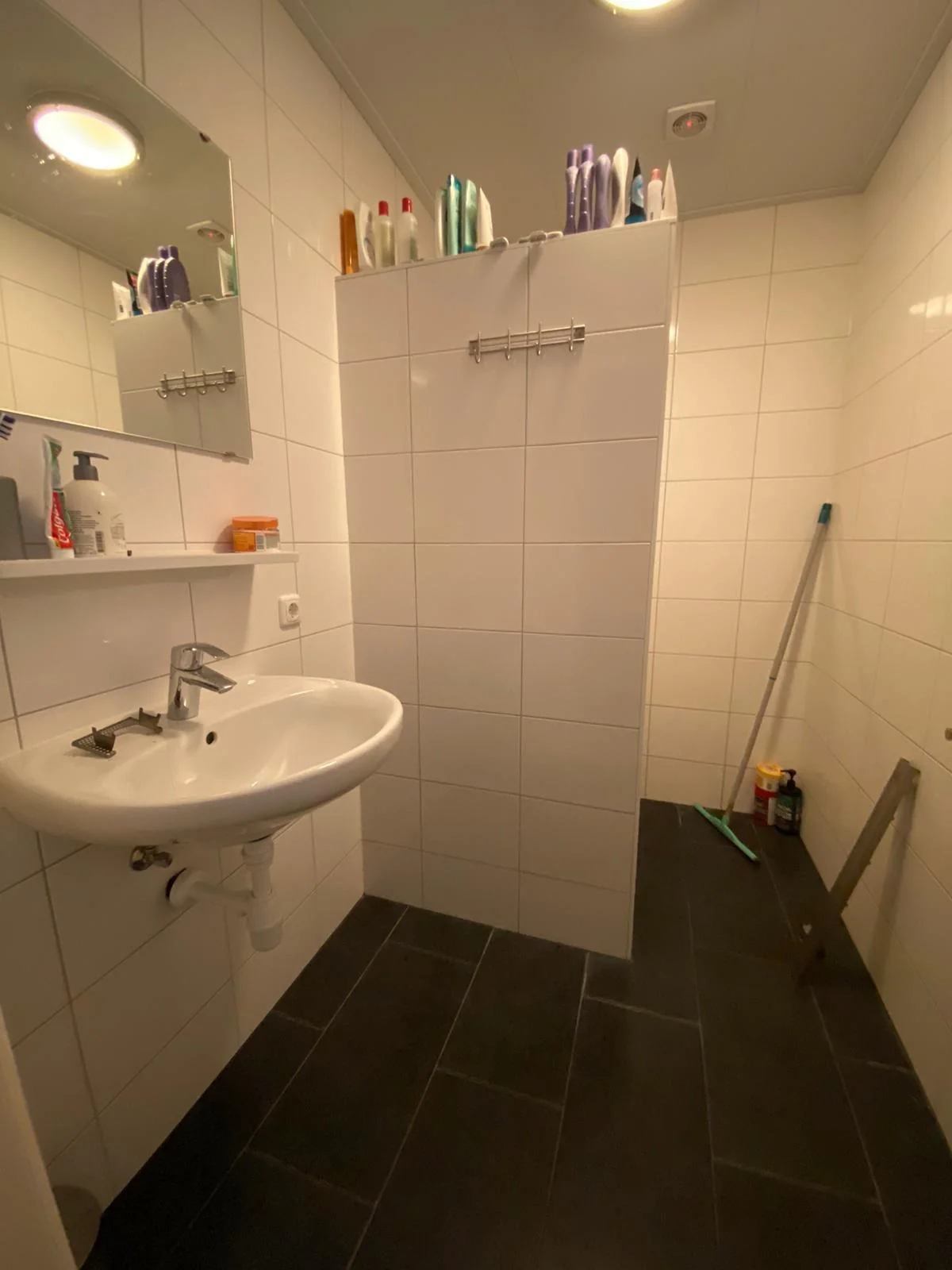 Foto van de Kamer gelegen aan de Petrus Campersingel in Groningen