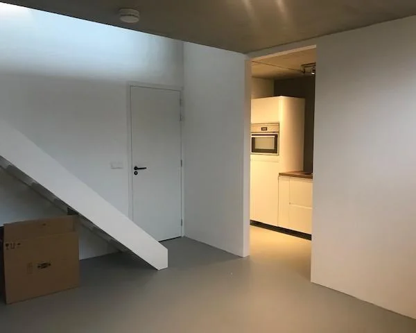 Foto van de Studio gelegen aan de Srefidensiplein in Amsterdam