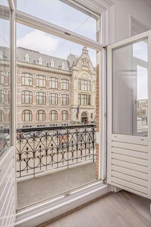Foto van de Appartement gelegen aan de Van Baerlestraat in Amsterdam