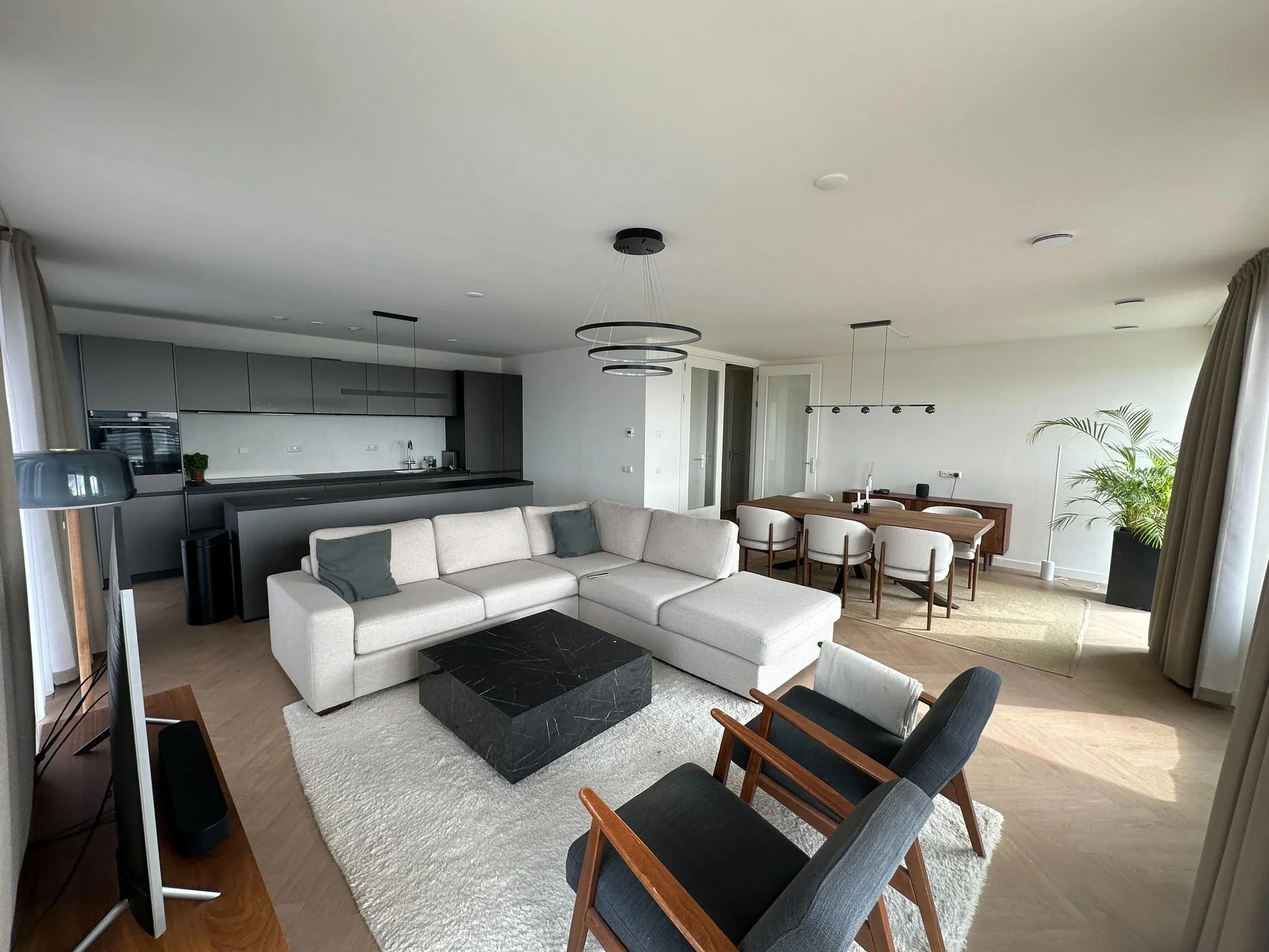 Foto van de Appartement gelegen aan de Gedempte Zalmhaven in Rotterdam