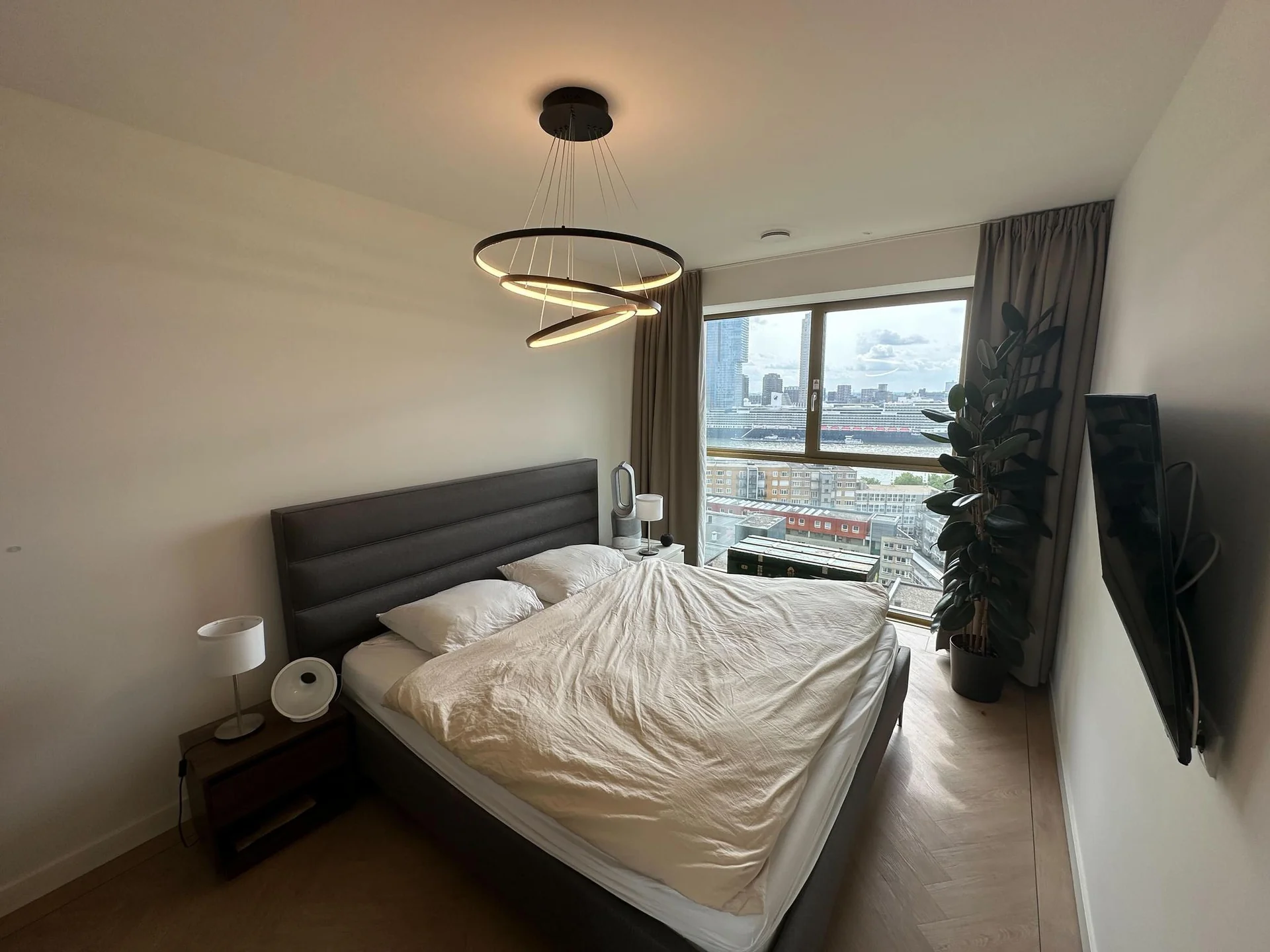 Foto van de Appartement gelegen aan de Gedempte Zalmhaven in Rotterdam