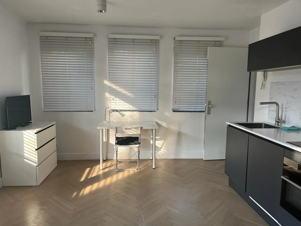 Foto van de Studio gelegen aan de Hebridenlaan in Amsterdam