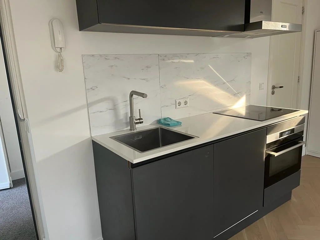 Foto van de Studio gelegen aan de Hebridenlaan in Amsterdam