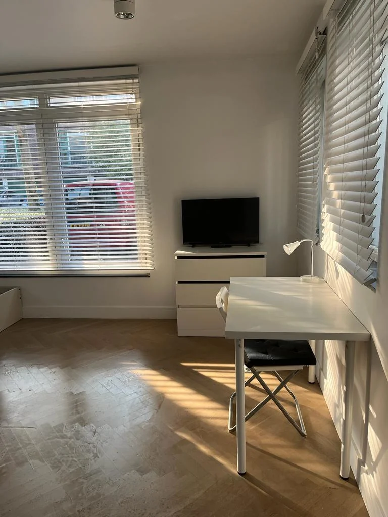 Foto van de Studio gelegen aan de Hebridenlaan in Amsterdam