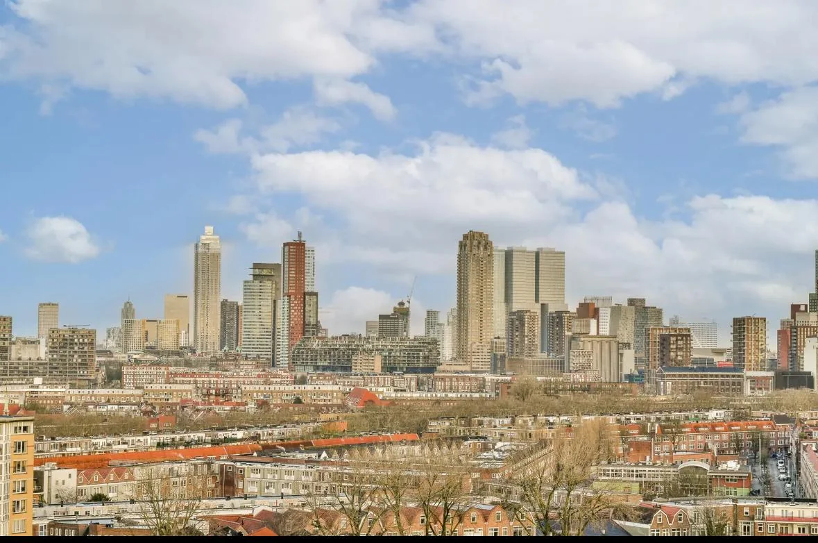 Foto van de Appartement gelegen aan de Strevelsweg in Rotterdam