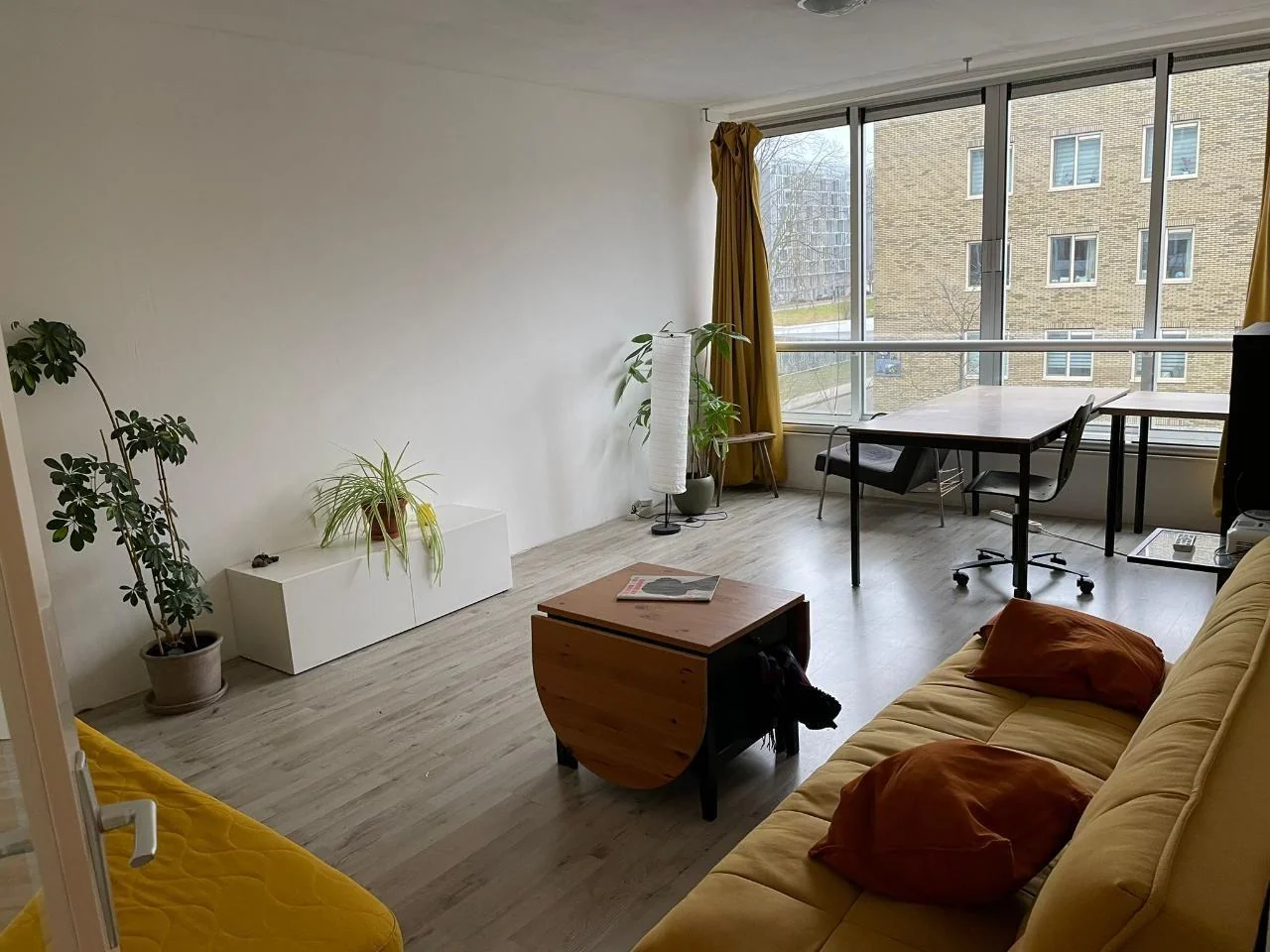 Foto van de Kamer gelegen aan de De Leeuw van Vlaanderenstraat in Amsterdam