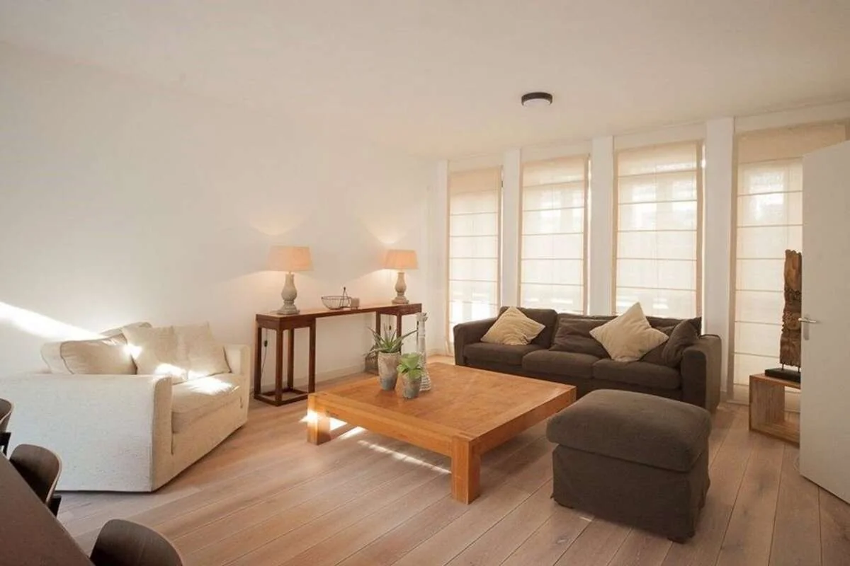 Foto van de Appartement gelegen aan de Laan van Roos en Doorn in Den Haag