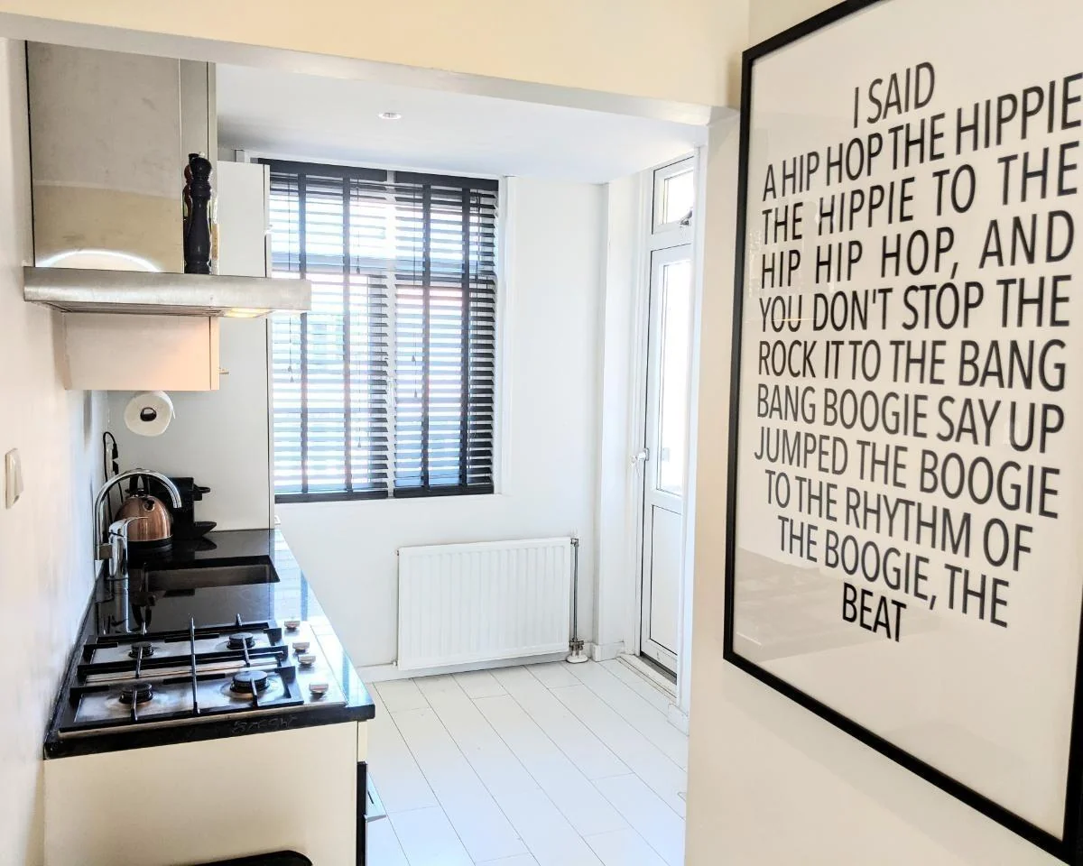 Foto van de Kamer gelegen aan de Van Oestendestraat in Rotterdam