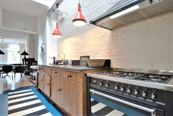 Foto van de Appartement gelegen aan de Frederiksplein in Amsterdam