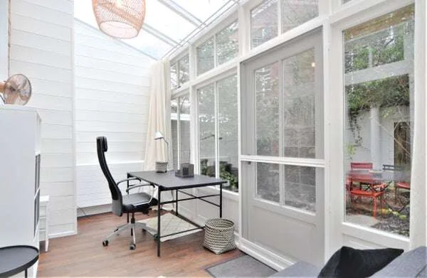 Foto van de Appartement gelegen aan de Frederiksplein in Amsterdam