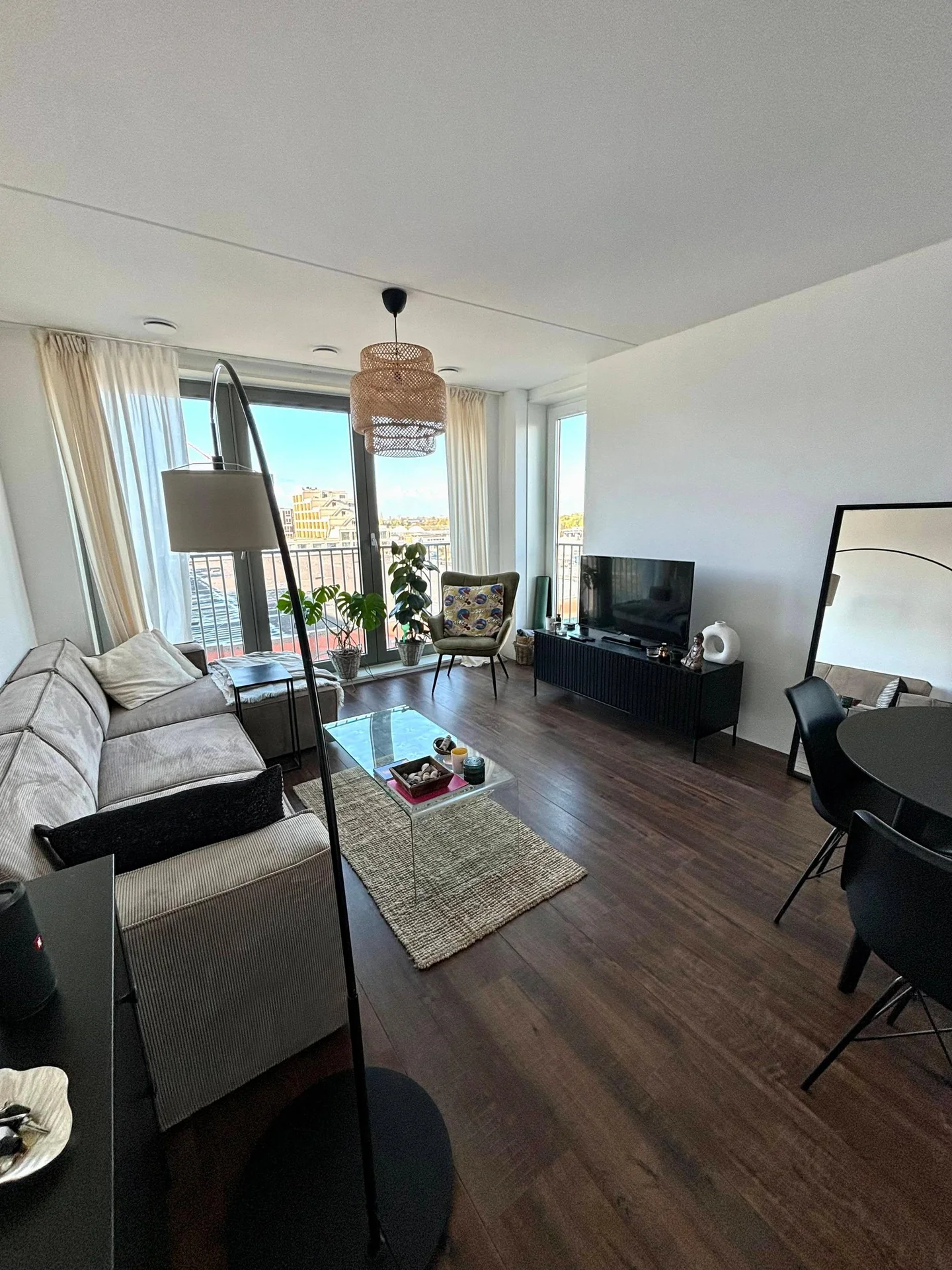 Foto van de Appartement gelegen aan de Johan van Hasseltkade in Amsterdam
