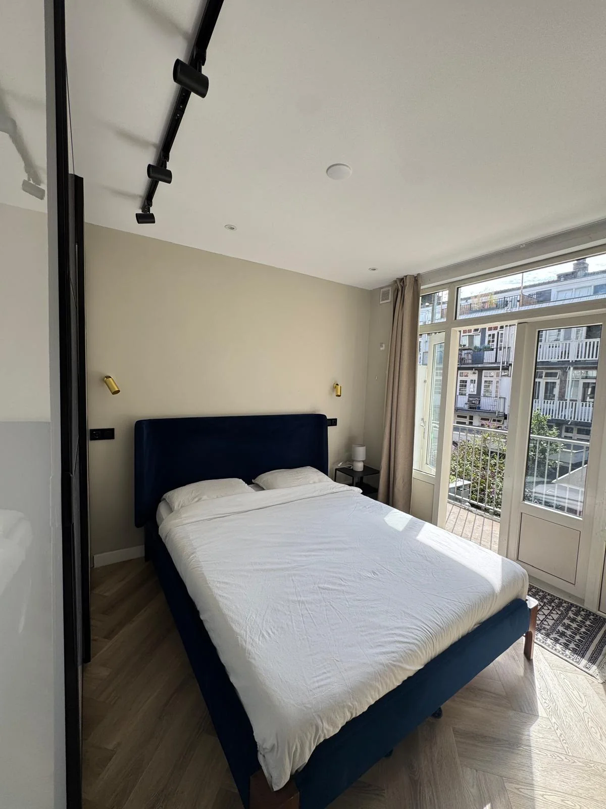 Foto van de Appartement gelegen aan de Kromme Leimuidenstraat in Amsterdam