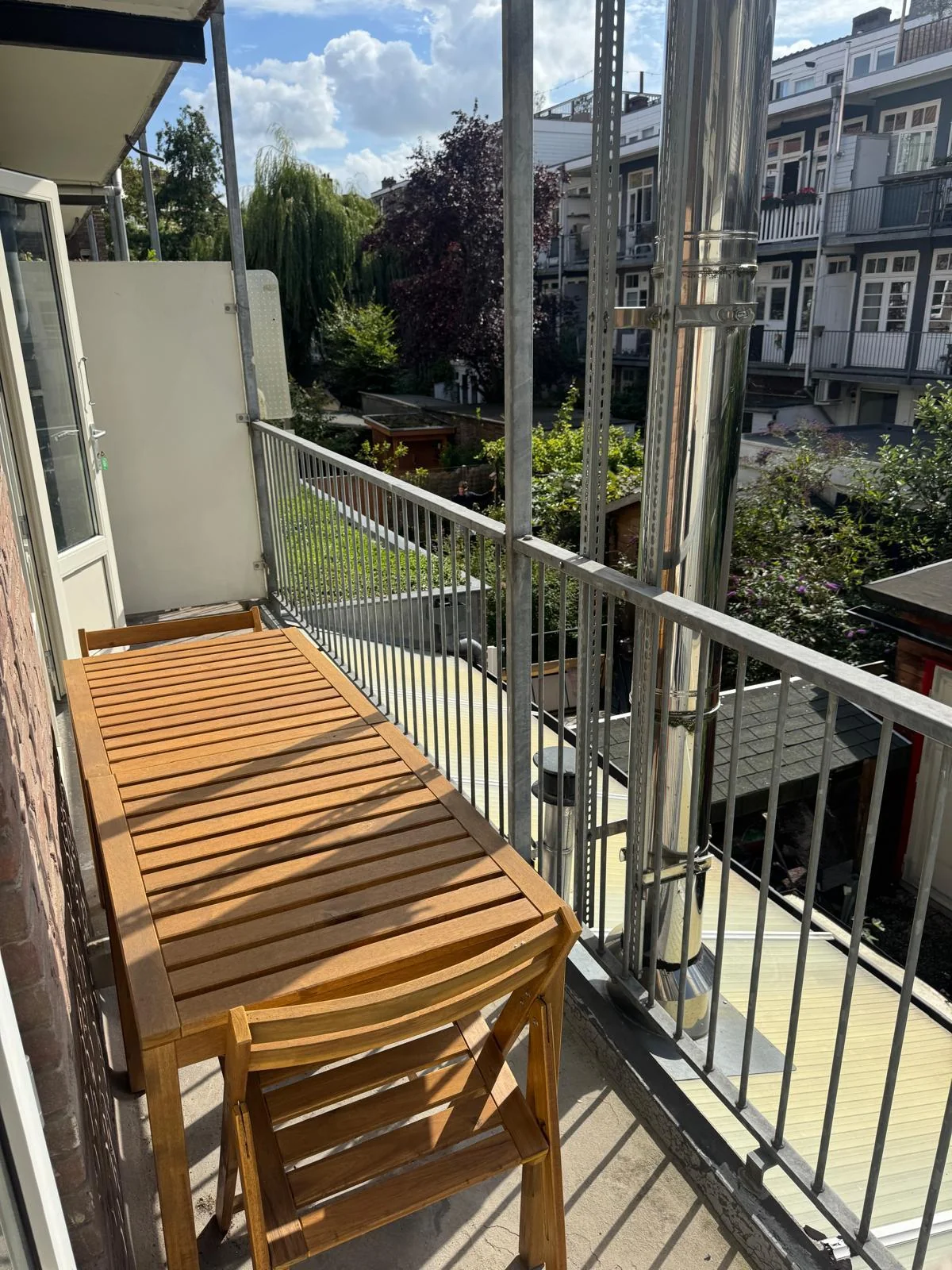 Foto van de Appartement gelegen aan de Kromme Leimuidenstraat in Amsterdam