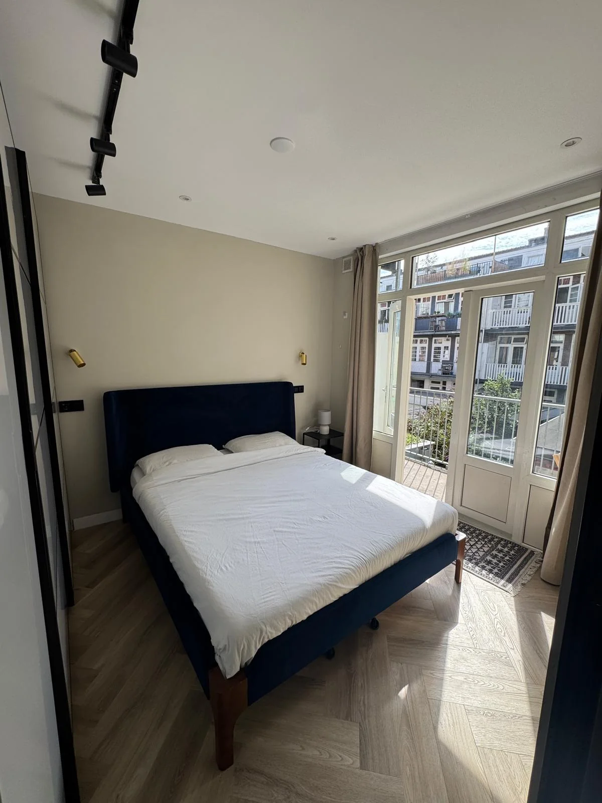 Foto van de Appartement gelegen aan de Kromme Leimuidenstraat in Amsterdam
