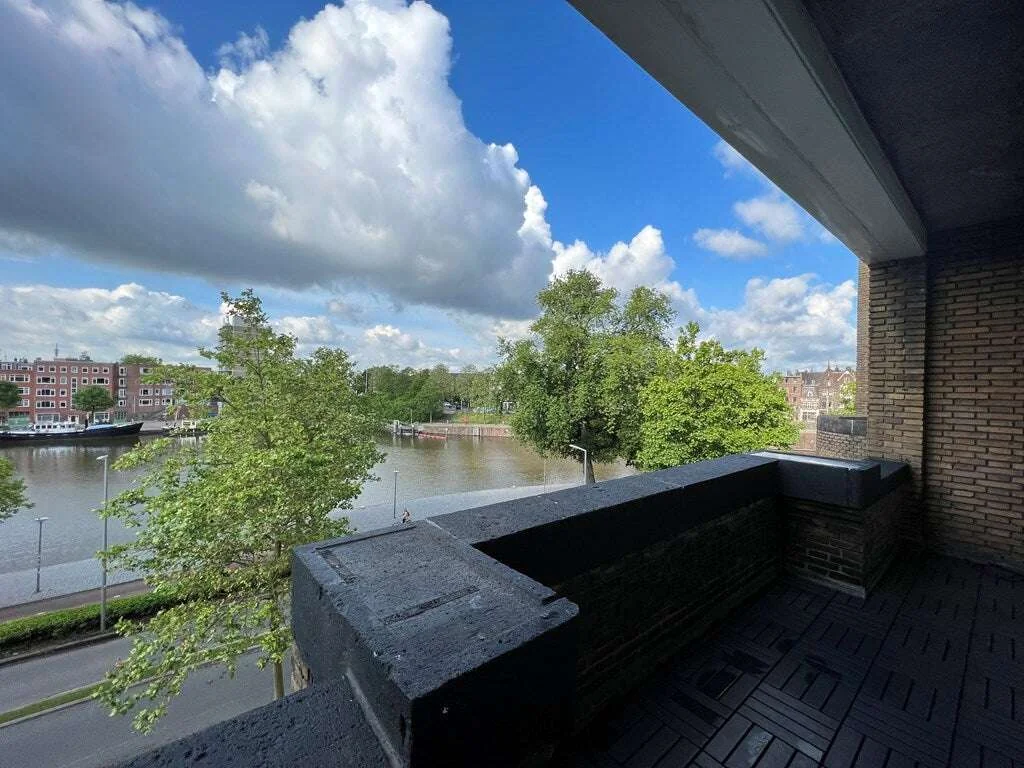Foto van de Appartement gelegen aan de Rochussenstraat in Rotterdam
