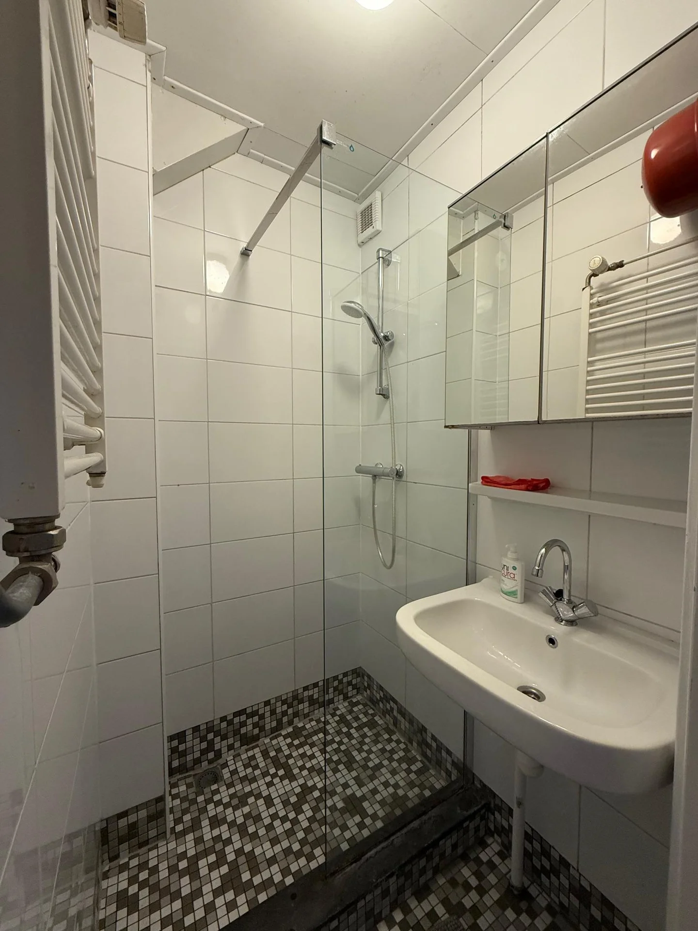 Foto van de Kamer gelegen aan de Van Ketwich Verschuurlaan in Groningen