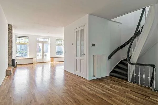 Foto van de Appartement gelegen aan de Maaskade in Rotterdam