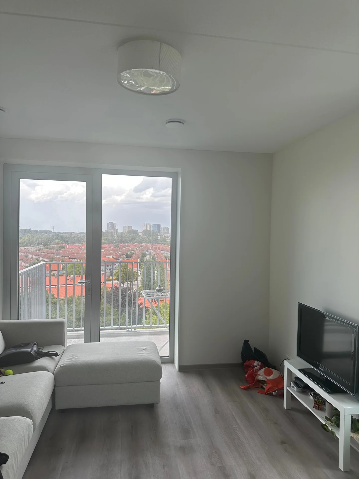 Foto van de Kamer gelegen aan de Klaprozenweg in Amsterdam