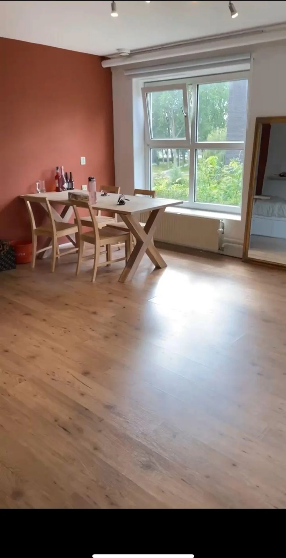 Foto van de Kamer gelegen aan de Korvezeestraat in Delft