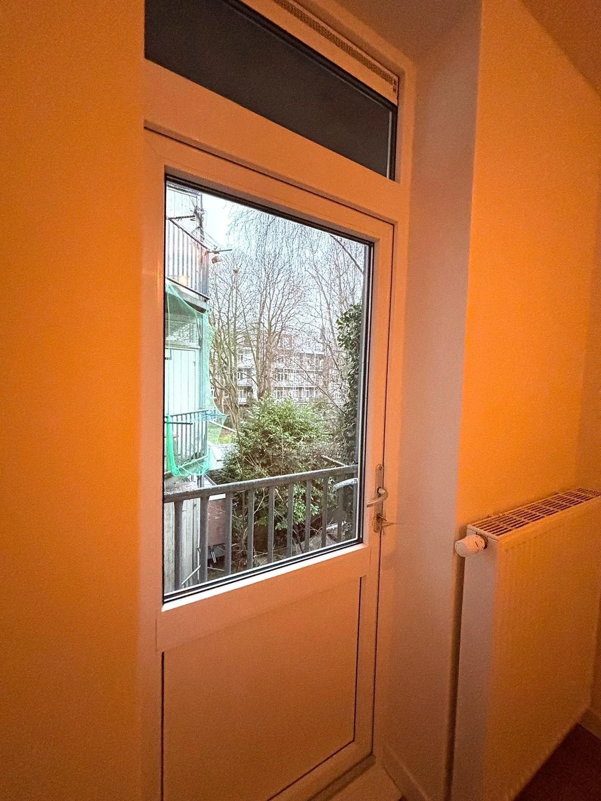 Foto van de Kamer gelegen aan de Pieter van der Doesstraat in Amsterdam