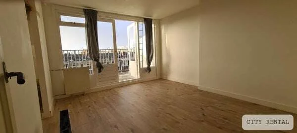 Foto van de Appartement gelegen aan de Mathenesserweg in Rotterdam