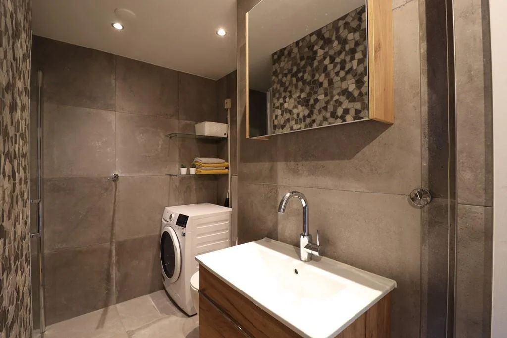 Foto van de Appartement gelegen aan de Jacob van Lennepkade in Amsterdam
