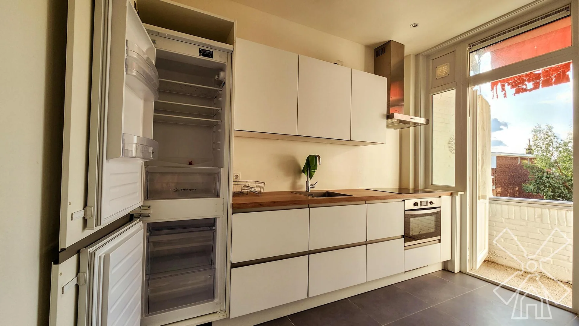 Foto van de Kamer gelegen aan de Goeverneurlaan in Den Haag
