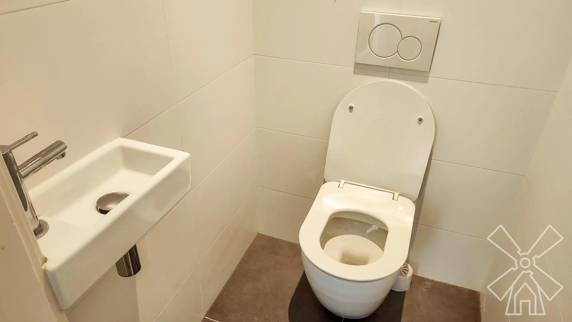 Foto van de Kamer gelegen aan de Goeverneurlaan in Den Haag