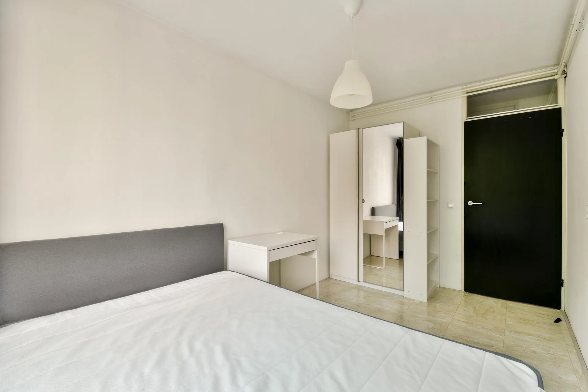 Foto van de Appartement gelegen aan de Dostojevskisingel in Amsterdam