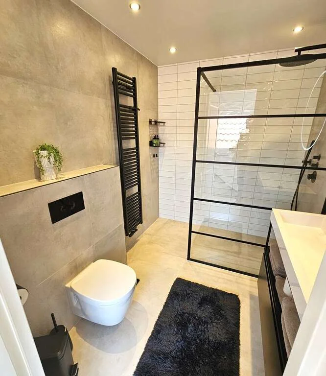 Foto van de Appartement gelegen aan de Van Oosterzeestraat in Rotterdam