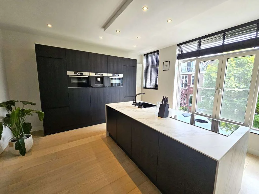 Foto van de Appartement gelegen aan de Van Oosterzeestraat in Rotterdam