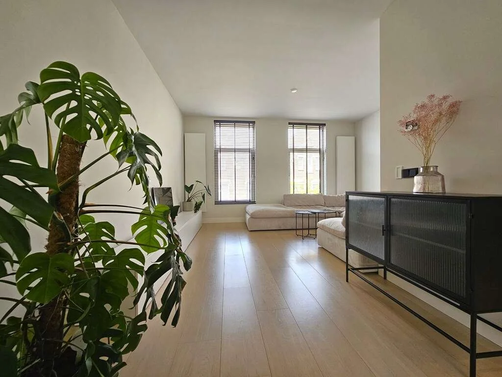 Foto van de Appartement gelegen aan de Van Oosterzeestraat in Rotterdam