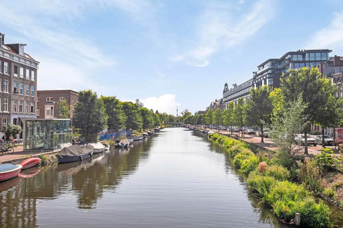 Foto van de Appartement gelegen aan de Ruysdaelkade in Amsterdam