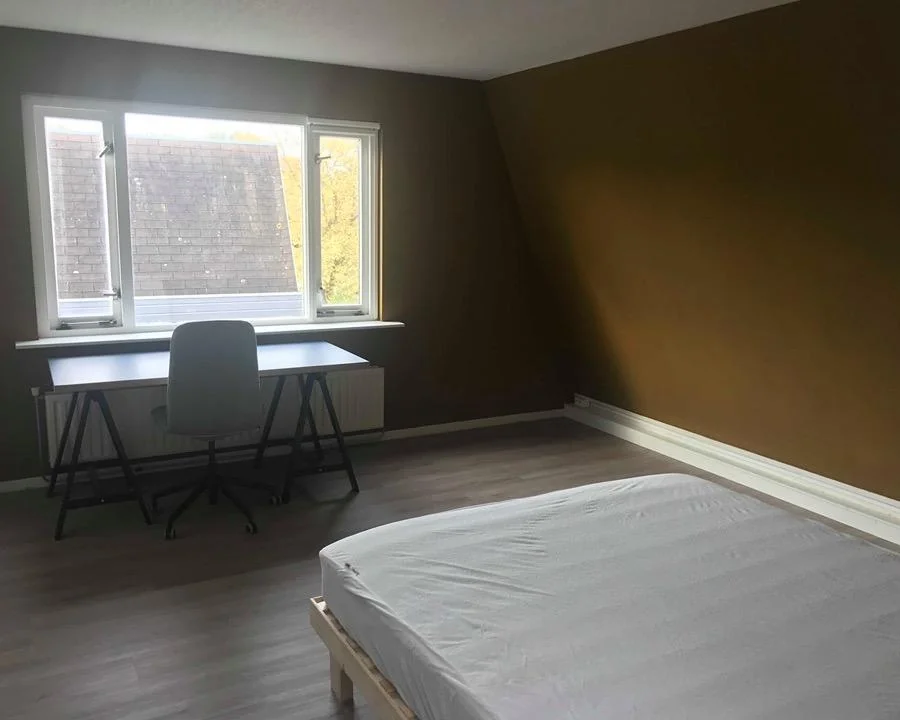 Foto van de Kamer gelegen aan de Van den Berghlaan in Hoofddorp