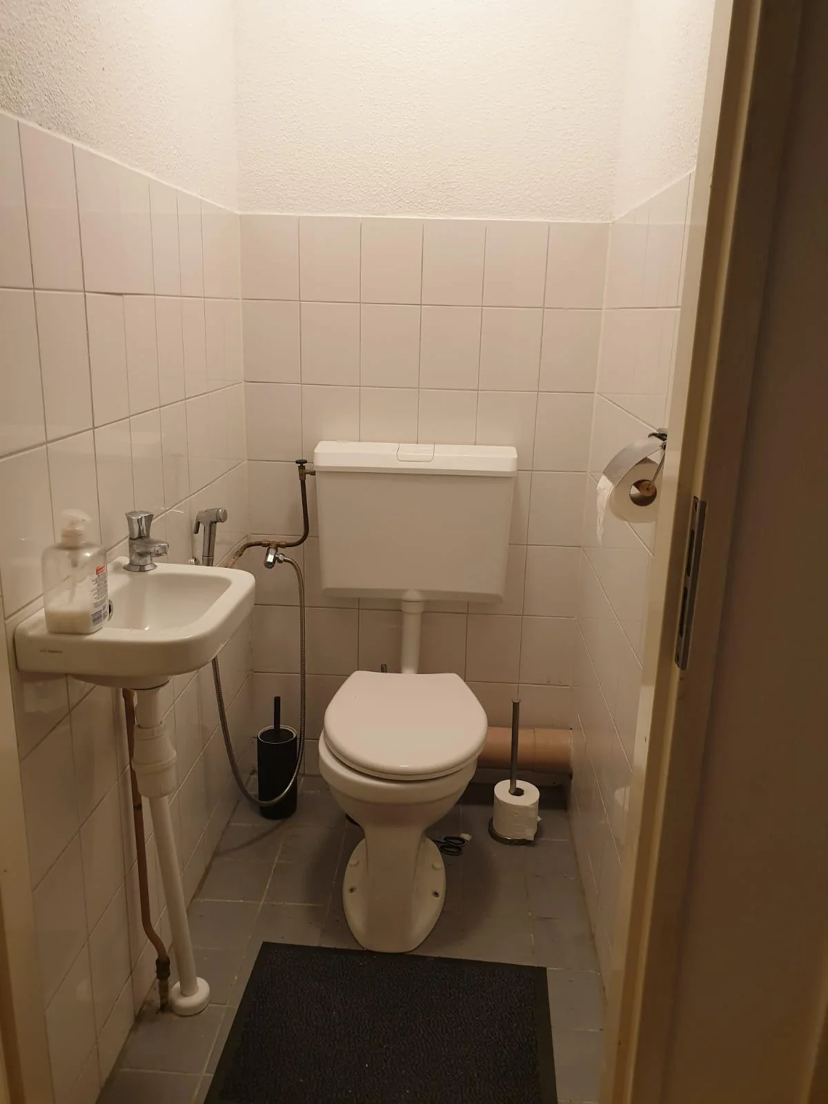 Foto van de Kamer gelegen aan de Vierambachtsstraat in Rotterdam