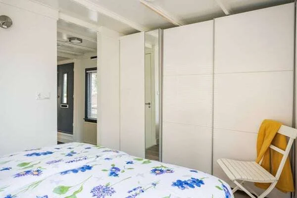 Foto van de Appartement gelegen aan de Jacob van Lennepkade in Amsterdam