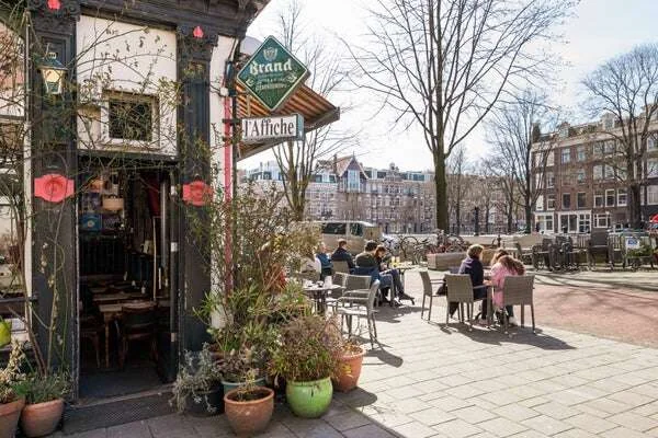 Foto van de Appartement gelegen aan de Jacob van Lennepkade in Amsterdam