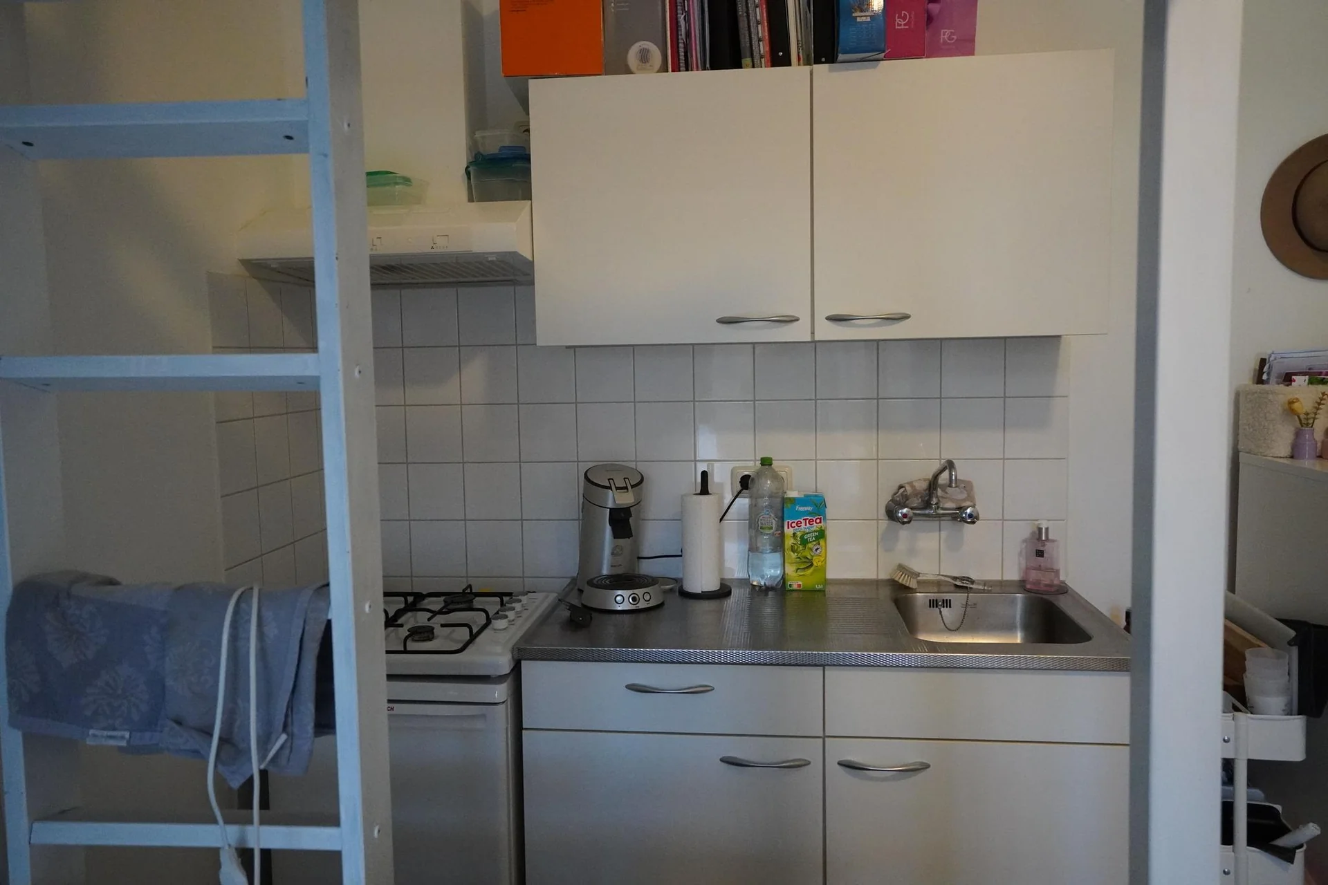 Foto van de Studio gelegen aan de Helper Oostsingel in Groningen
