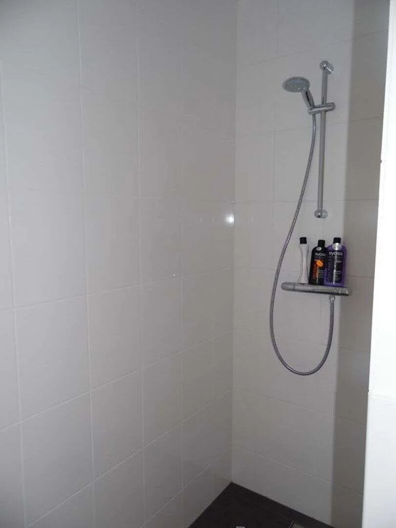 Foto van de Kamer gelegen aan de Harstenhoekweg in Den Haag