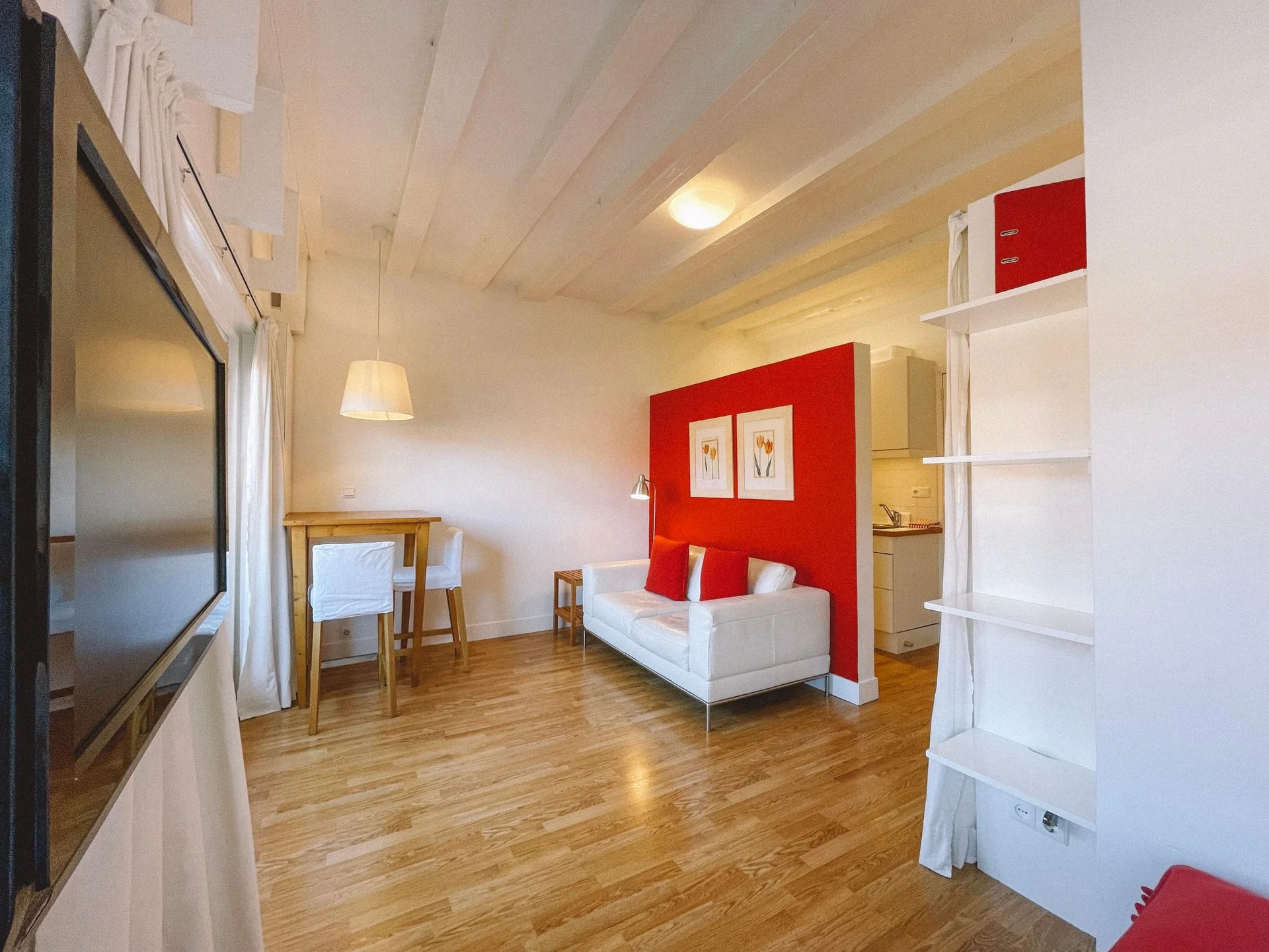 Foto van de Studio gelegen aan de Legmeerstraat in Amsterdam