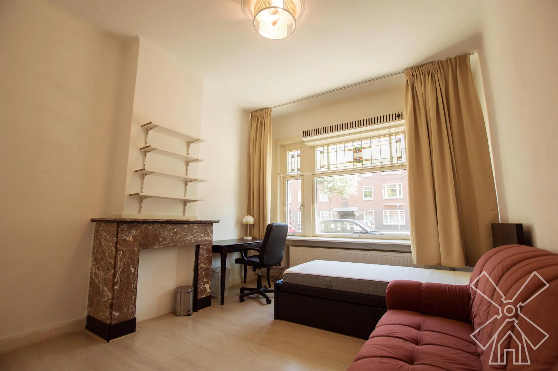 Foto van de Kamer gelegen aan de Goeverneurlaan in Den Haag