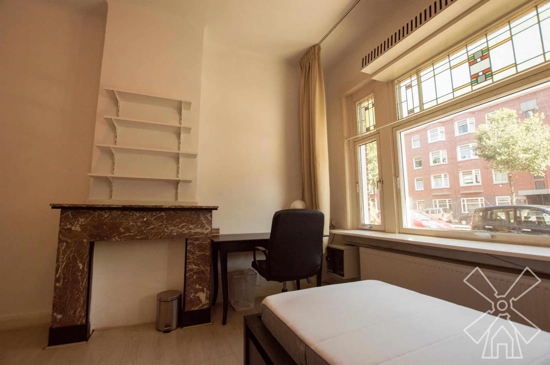 Foto van de Kamer gelegen aan de Goeverneurlaan in Den Haag