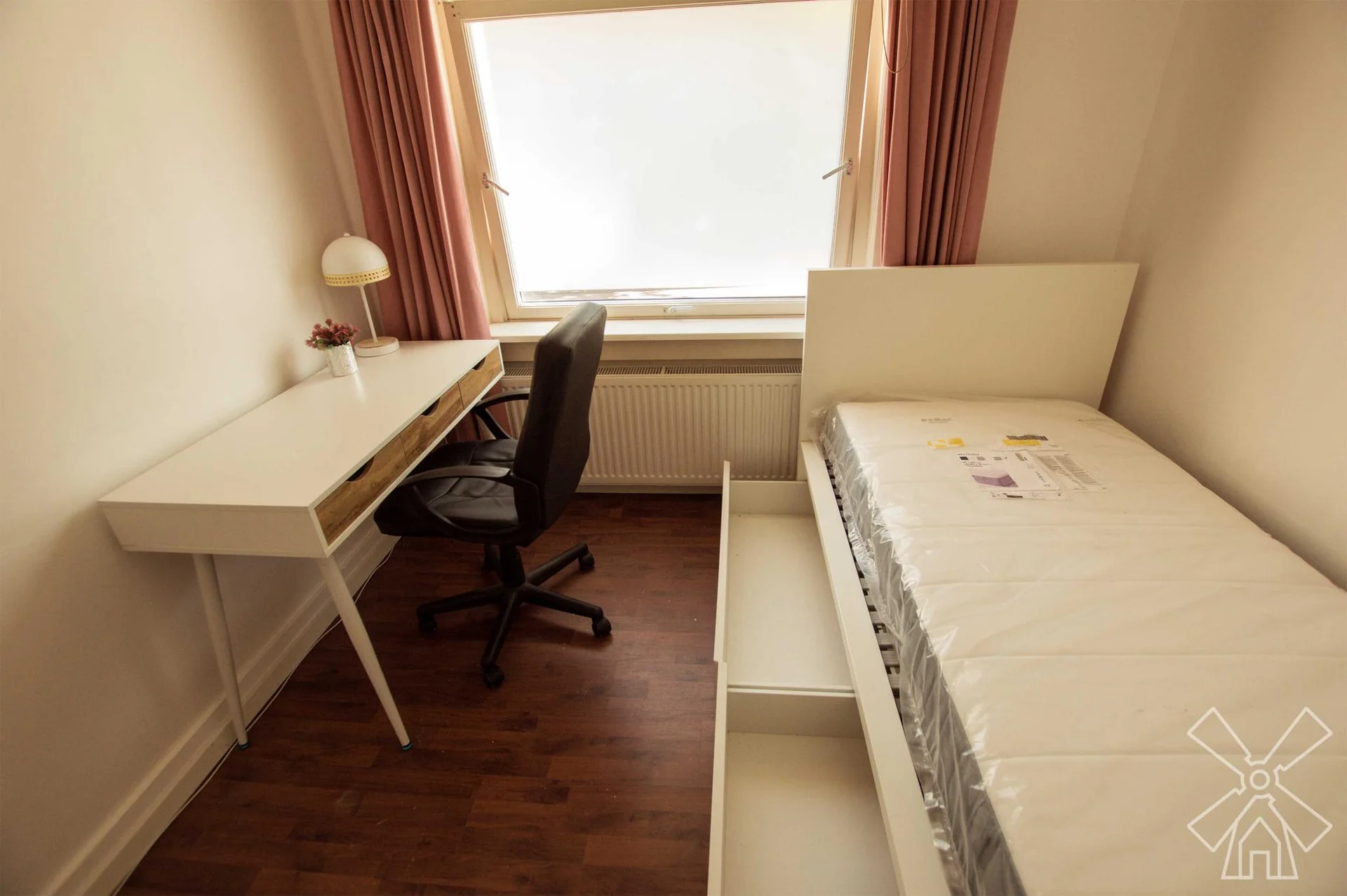 Foto van de Kamer gelegen aan de Goeverneurlaan in Den Haag