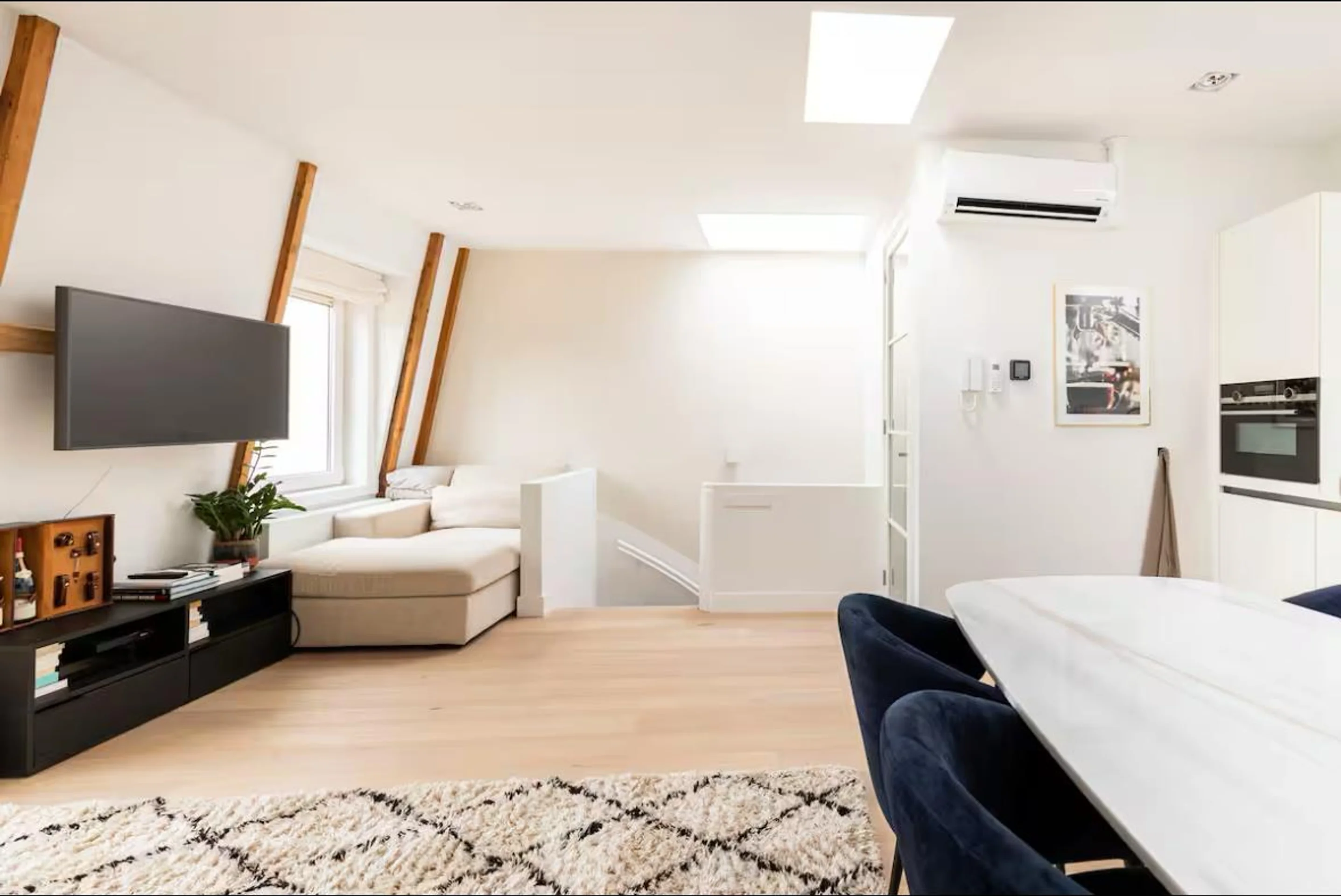 Foto van de Appartement gelegen aan de Kwakersplein in Amsterdam