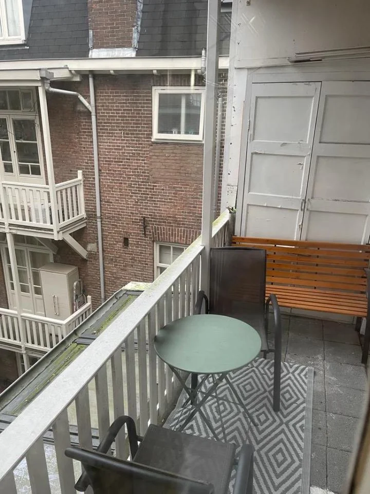 Foto van de Appartement gelegen aan de Overtoom in Amsterdam