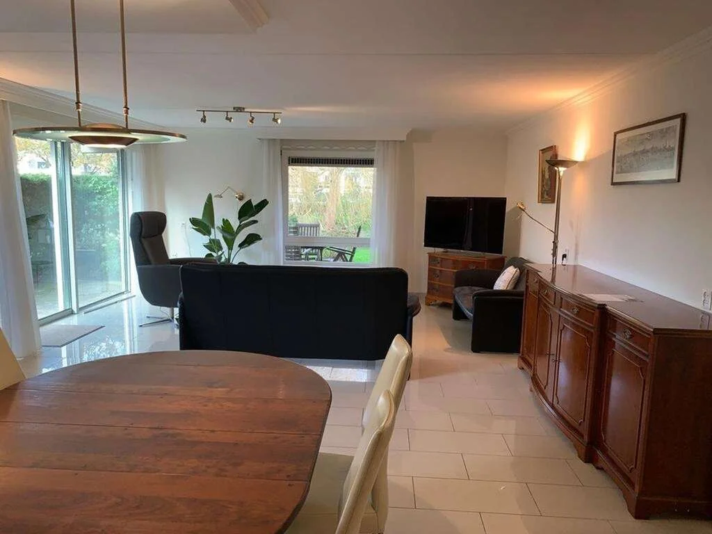 Foto van de Appartement gelegen aan de Sloterweg in Badhoevedorp