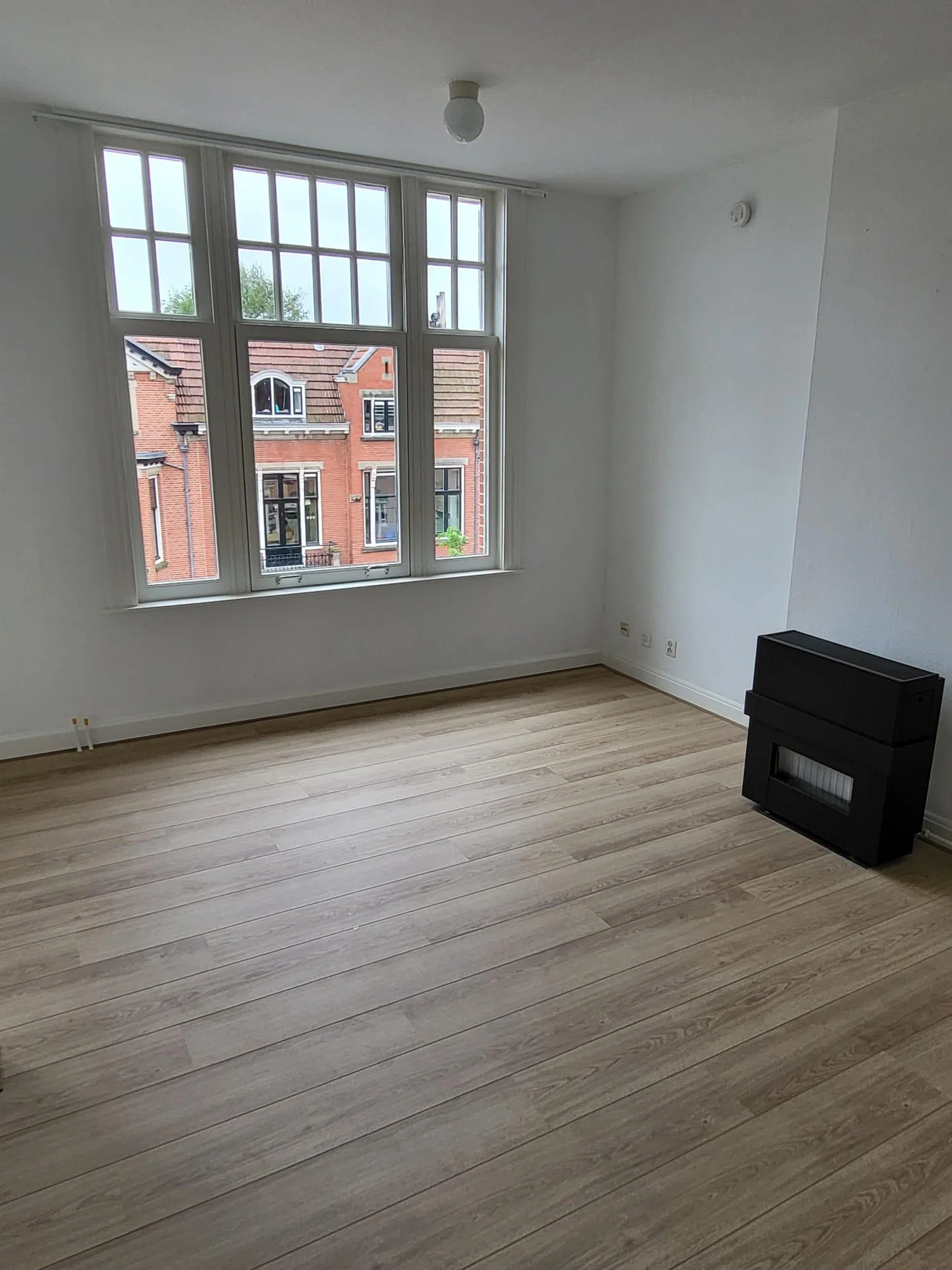 Foto van de Kamer gelegen aan de Tempeliersstraat in Haarlem