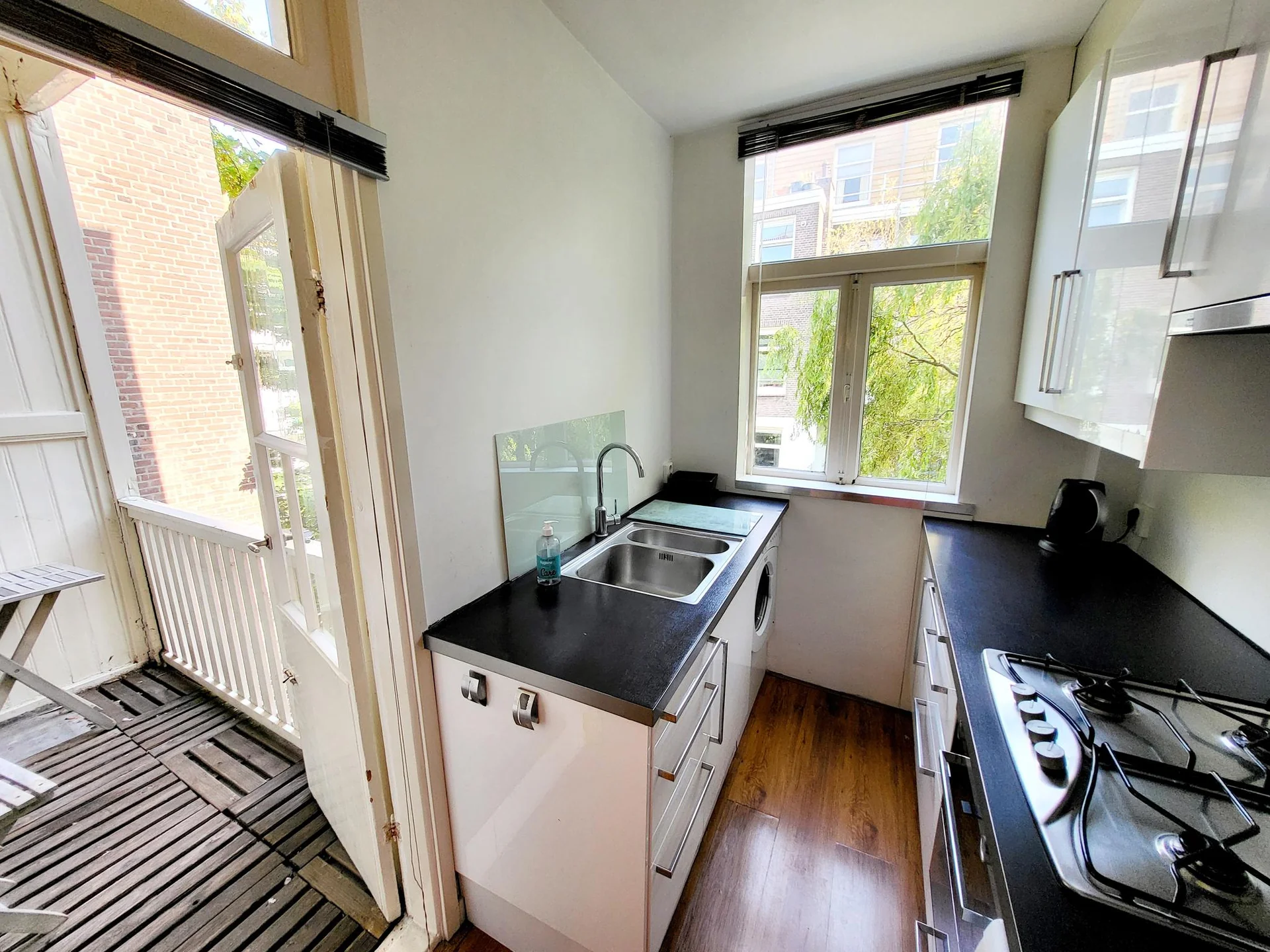 Foto van de Appartement gelegen aan de Tolstraat in Amsterdam