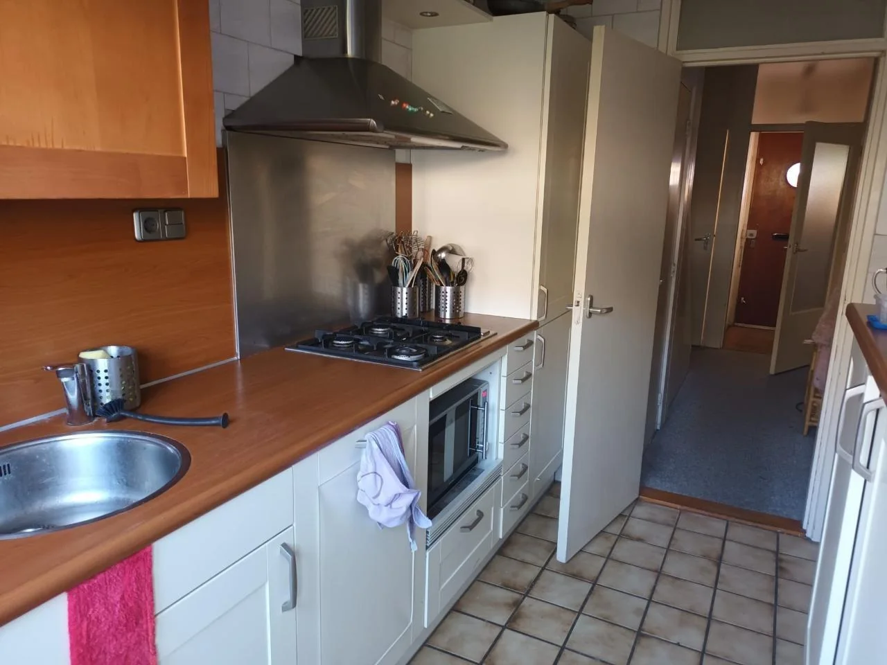 Foto van de Kamer gelegen aan de Ranonkelstraat in Groningen