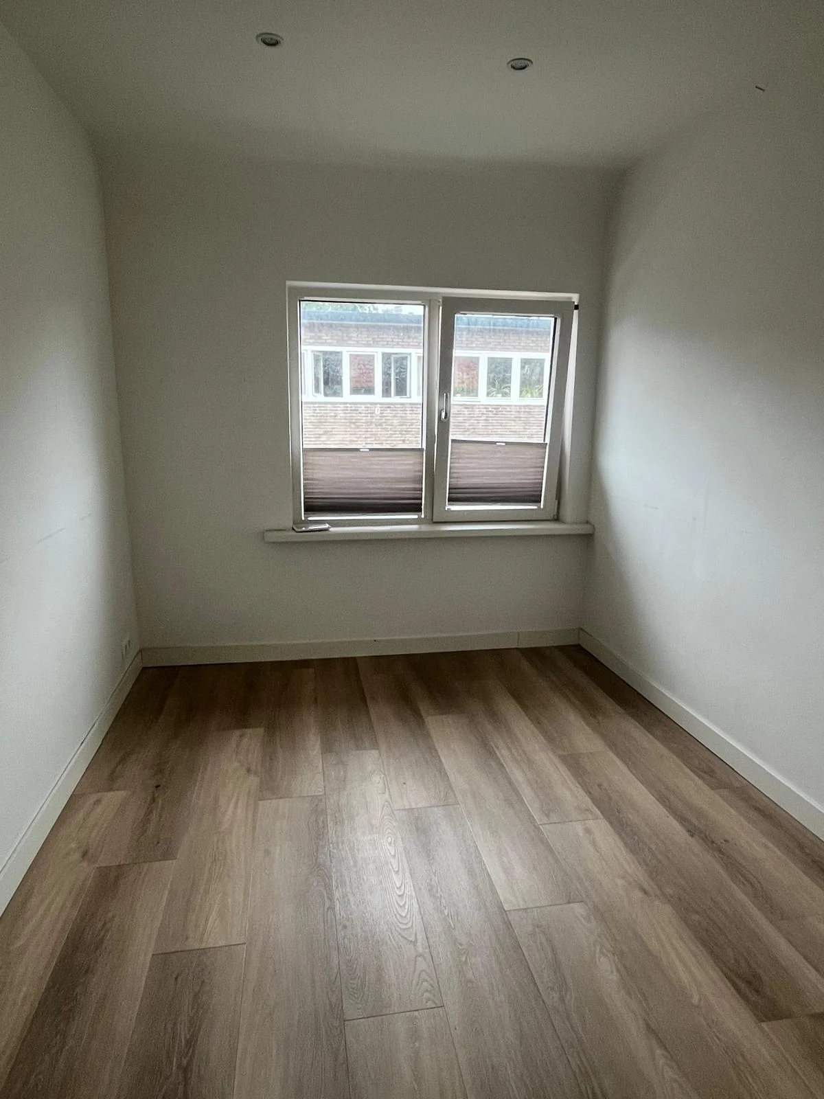 Foto van de Kamer gelegen aan de Honingstraat in Hilversum